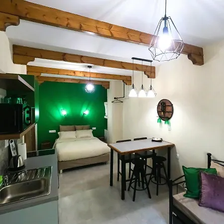 Apartment μοναδικό το κελάρι με Roof Garden Patras