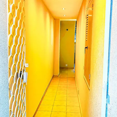 Lägenhet μοναδικό το κελάρι με Roof Garden